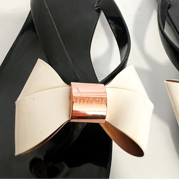 Ted Baker Ettiea Jelly Bow Black White Flip Flop Thong Sandals - Picture 4 of 9